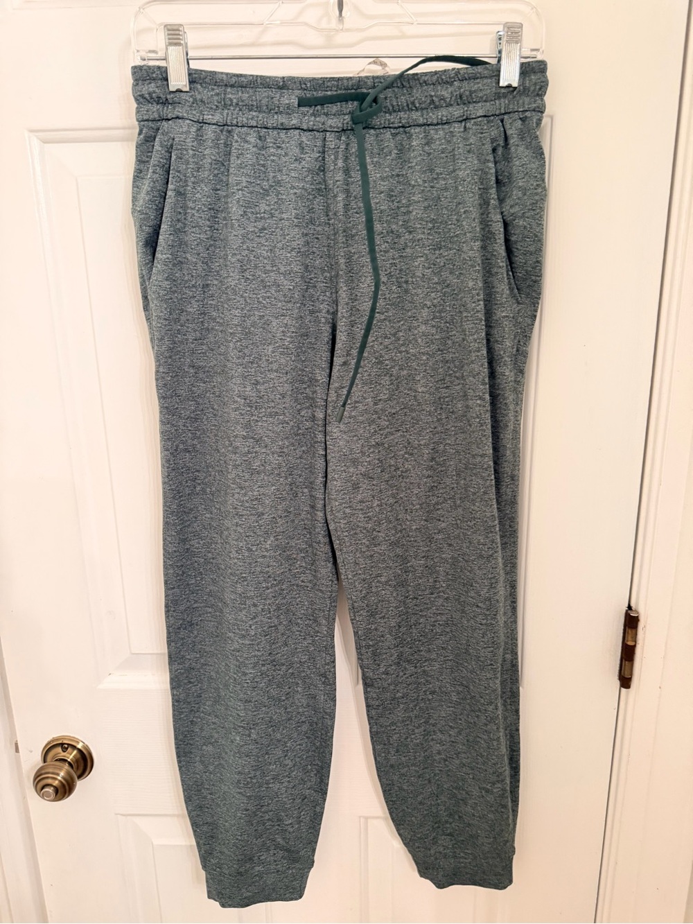 lululemon athletica Men's Heather Gray Jogger Sweatpants